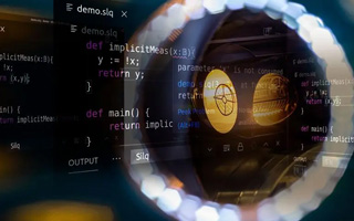 长春 ,php声明和调用变量的符号是什么？